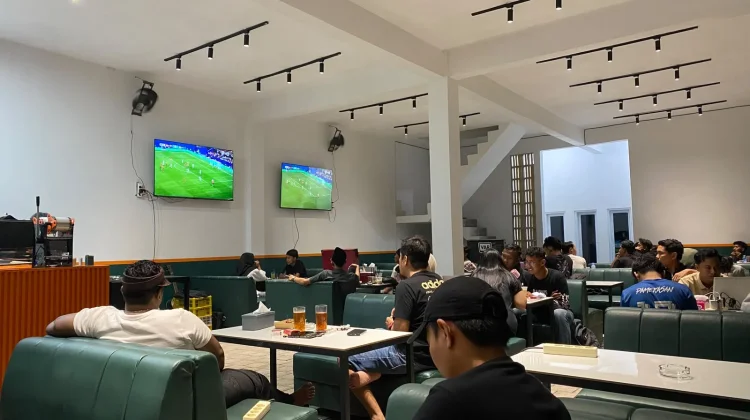 Antusiasme Warga Sumenep Nobar Piala Dunia 2026