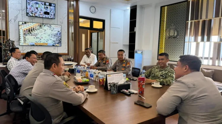 Kapolres Pamekasan dan Dandim 0826 Pererat Sinergitas
