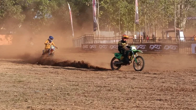 Keseruan Danrem 084/Bhaskara Jaya Gelar Grasstrack Championship 2026
