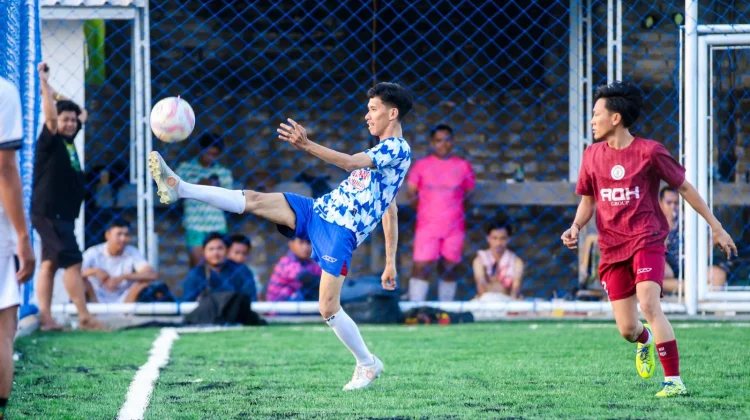 Jajal Rumput Lapangan Mini Soccer Anyar di Sumenep