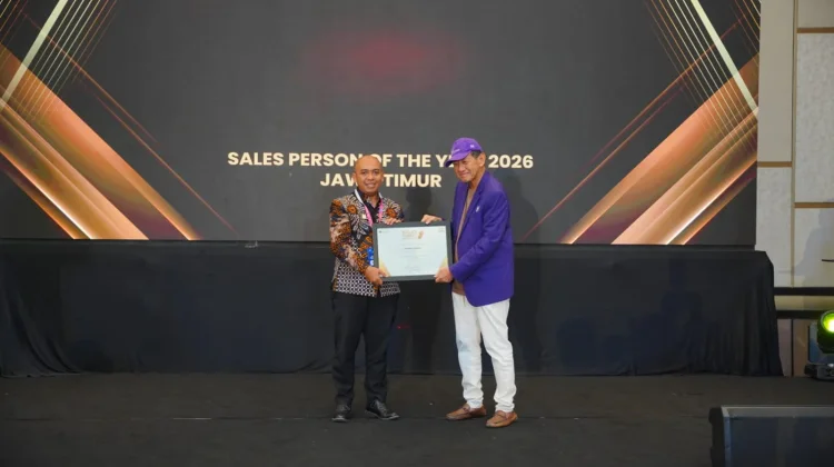 Manager PLN UP3 Madura Raih Penghargaan Sales Person of the Year