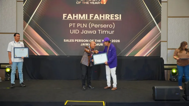 Manager PLN UP3 Madura Raih Penghargaan Sales Person of the Year