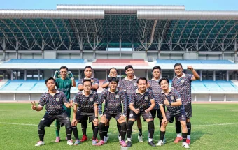 Keseruan HN FC Fun Football di Stadion Mandala Krida