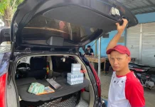 Potret Jasa Penukaran Uang Baru di Sampang