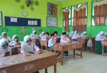 Pelaksanaan ASAT Kelas VI MIN Sampang Tahun Ajaran 2025/2026 Berjalan Tertib