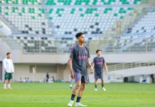 Komunitas Fun Football HN FC Jajal Rumput Stadion Maguwoharjo