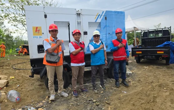 Kawal Listrik saat Peresmian Instruksi Presiden Jalan Daerah