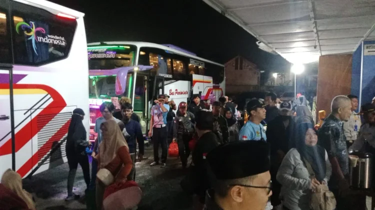 Ratusan Pemudik Gratis Asal Kabupaten Magelang Tiba di Kampung Halaman