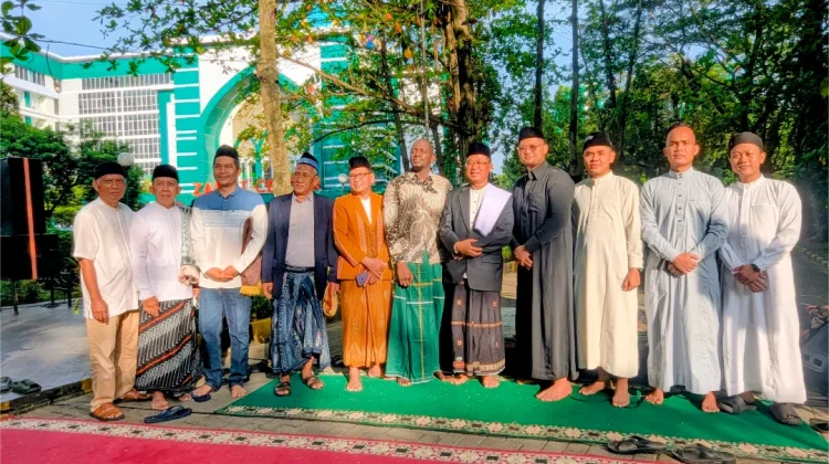 Ribuan Warga Muhammadiyah Salat Idulditri di Unimus Semarang