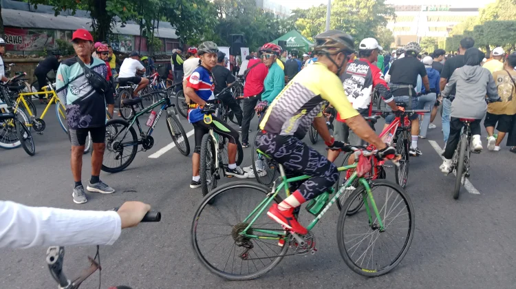 Car Free Day Simpang Lima, Rekreasi Publik Dongkrak UMKM