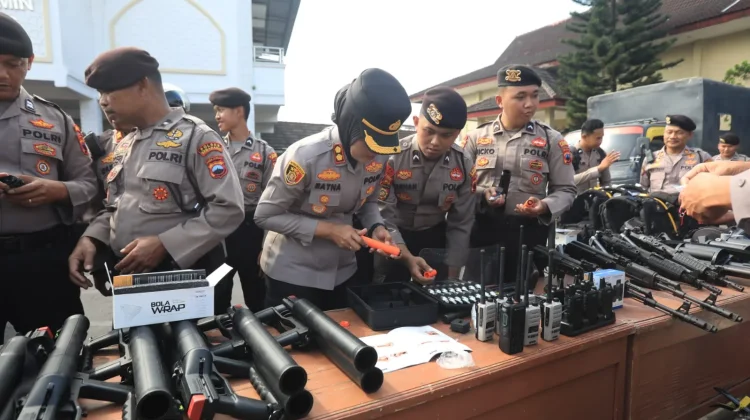 Pastikan Kesiapan Dalmas, Kapolres Semarang Cek Kelengkapan Anggota