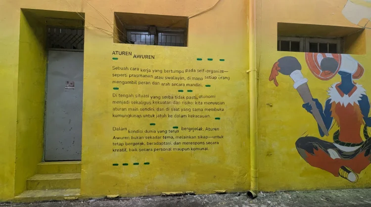 Puluhan Seniman Mural Tuangkan Ekspresi di Tembok Kampung Petemesan Semarang