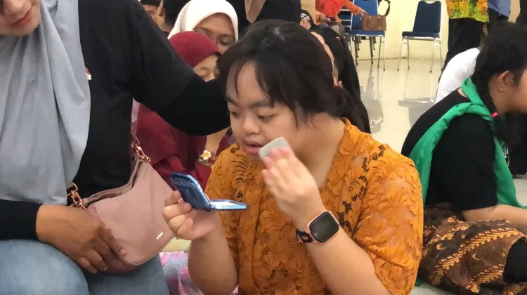 Ratusan Pelajar SLB Negeri Semarang Antusias Sambut Hari Kartini
