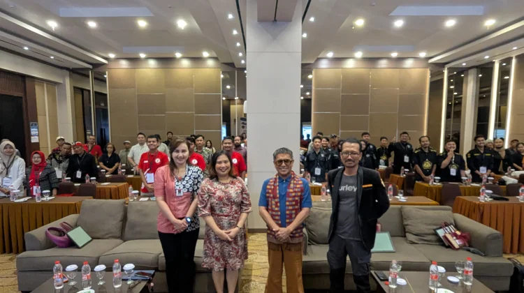 Samuel Wattimena dan Kemenpar Gelar Bimtek Penguatan Karang Taruna