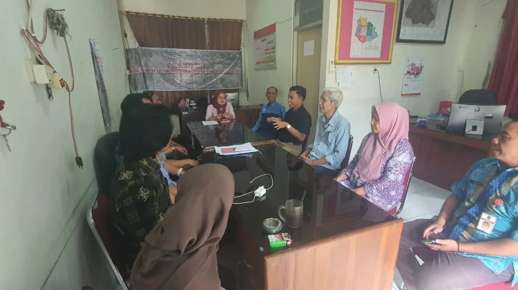 Antisipasi Potensi Bencana Tanah Longsor, Universitas Semarang Edukasi Warga