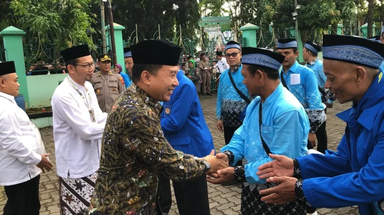 Calon Jemaah Haji Asal Semarang Diberangkatkan dari Islamic Center Manyaran