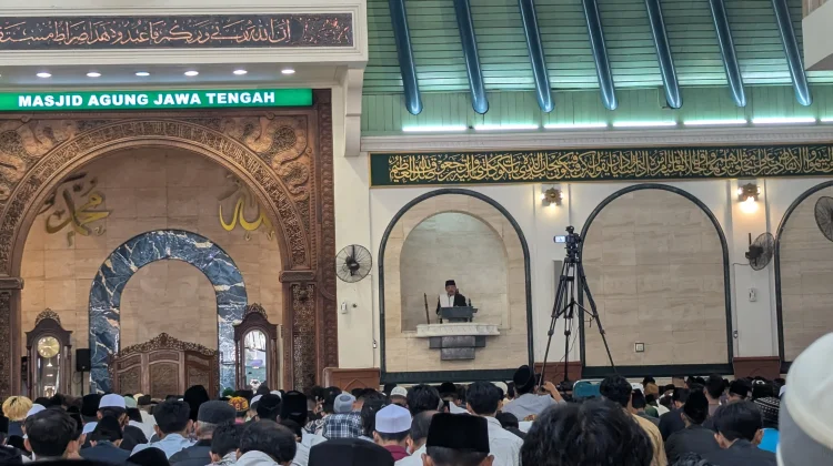 Salat Iduladha, Ribuan Jemaah Padati MAJT