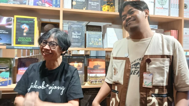 Baca Senyap, saat Ratusan Orang Memilih Hening untuk Merayakan Literasi
