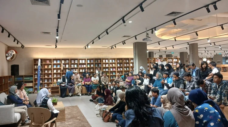 Ruang Baca Semarang Ajak Publik Bahas Krisis Iklim lewat Buku 'Kitab Iklim'