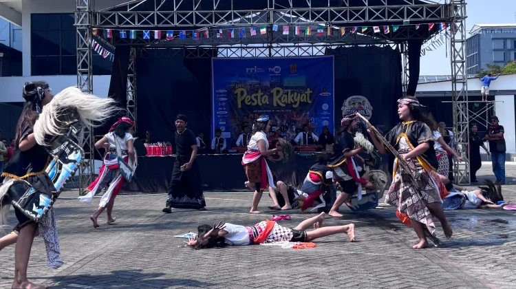 Jathilan hingga Tari Semarangan Sambut Final Piala Dunia di RRI Semarang