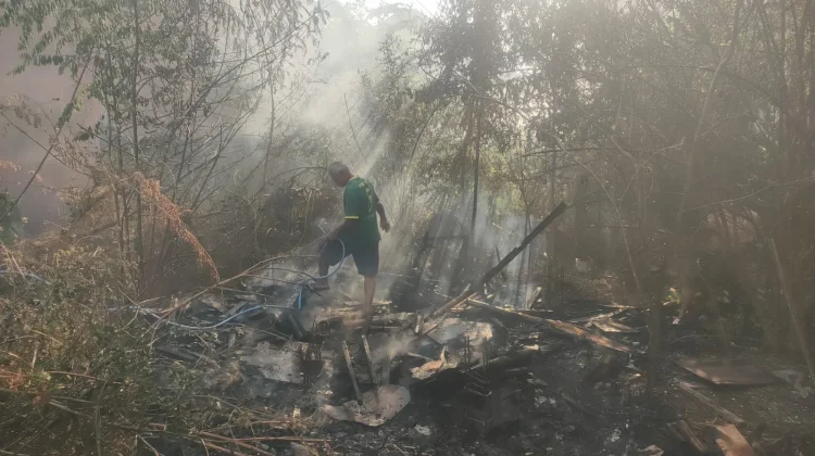 Kebakaran Lahan Kosong Semarang, Ulah Warga Bakar Sampah