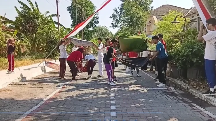 Semarak Jalan Sehat dan Lomba HUT ke-81 RI di Kampung Pancasila Mangunharjo