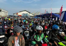 Momen Mudik Gratis Bersama TNI AL di Tanjung Mas