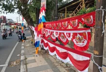 Menjelang HUT ke-81 RI, Penjual Bendera Marak di Jalan Protokol Semarang