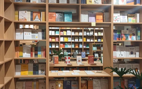 Baca Senyap, saat Ratusan Orang Memilih Hening untuk Merayakan Literasi
