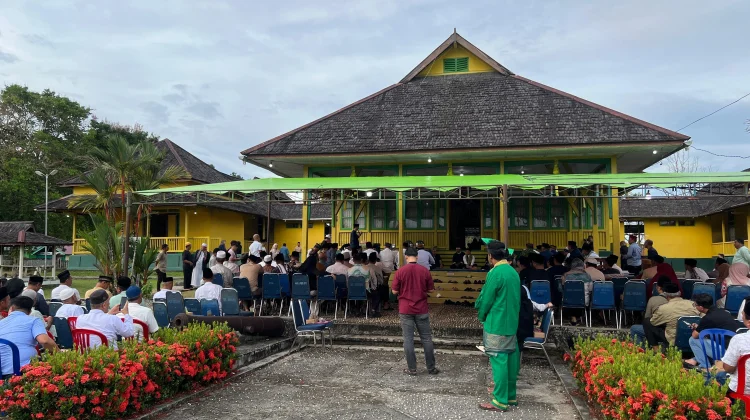 Kunjungan Safari Ramadan Pemprov Kalbar di Kabupaten Sintang