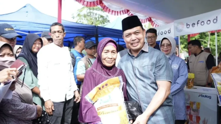 Operasi Pasar Murah Pemprov KalBar di Kapuas Hulu