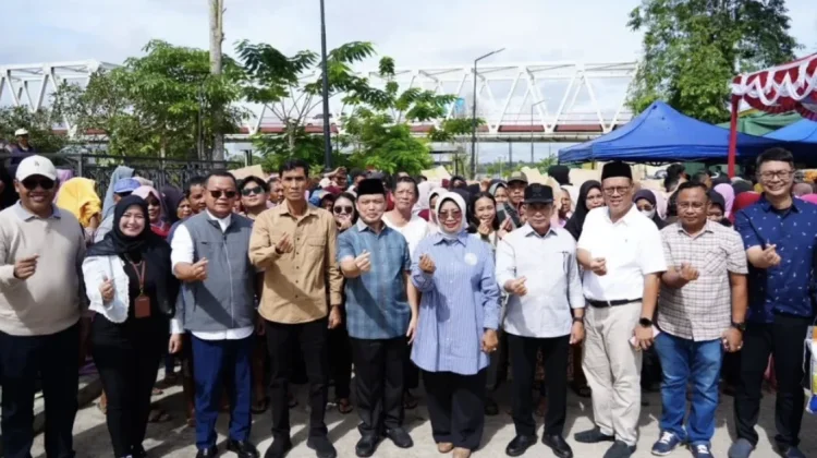 Operasi Pasar Murah Pemprov KalBar di Kapuas Hulu