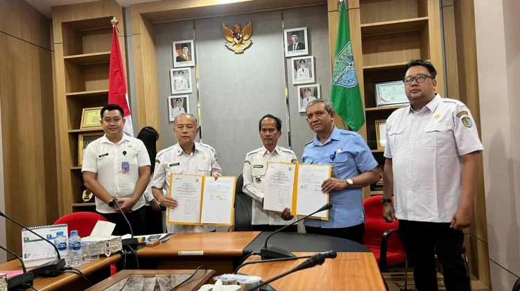 RRI Gandeng Disperindagkop UKM Sintang Bicara di Radio