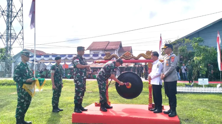 Penutupan TMMD Ditandai dengan Pemukulan Gong