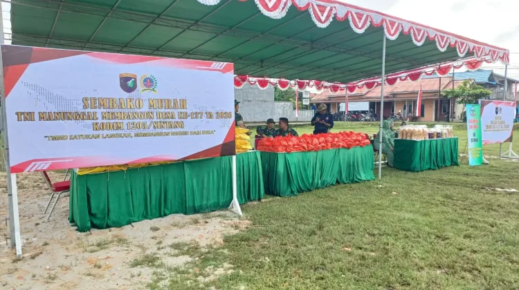 Semarak Penutupan TMMD 127 Kodim Sintang, 500 Paket Sembako Dijual Murah