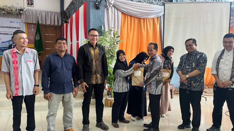 Belasan Sekolah di Sintang Terima Program Revitalisasi dari Pemerintah Pusat