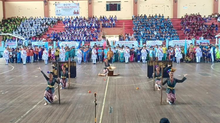 Tari Kreasi SMP Panca Setya 2 Sintang Meriahkan Pembukaan Ajang Talenta 2026
