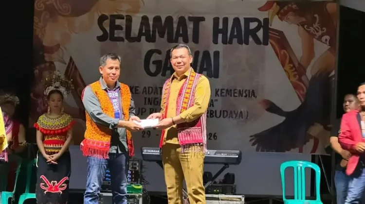 Bupati Kapuas Hulu Hadiri Gawai Dayak Desa Sekedau