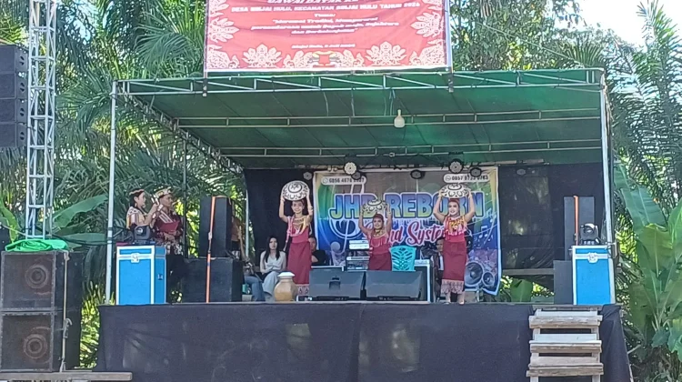Tari Tanggui Semarakkan Gawai Dayak ke-VIII 2026 Desa Binjai Hulu