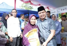 Operasi Pasar Murah Pemprov KalBar di Kapuas Hulu