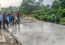 Pasiter Kodim 1205 Sintang Monitoring Progres Rabat Beton TMMD Ke-127