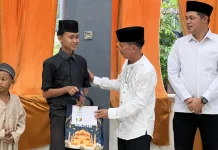 Pemkab Sintang Berbagi Kebahagiaan Ramadhan dengan Anak Yatim Piatu