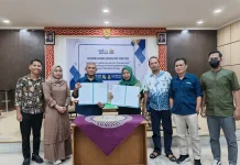 Penandatanganan MoU antara RRI Sintang dengan FKMS Kabupaten Sintang
