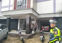Polres Sintang Lakukan Pengamanan Ibadah Paskah di Sintang