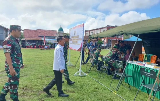 Bupati Sintang Tinjau Pengobatan Gratis Penutupan TMMD 127 Kodim Sintang