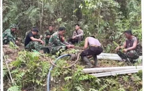 TNI-Polri Bangun Sumur Bor Antisipasi Karhutla di TNDS