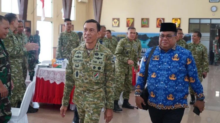 Kepala Badan Kesbangpol PBD Hadiri Rapim Kodam XVIII/Kasuari