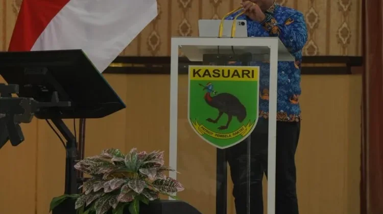 Kepala Badan Kesbangpol PBD Hadiri Rapim Kodam XVIII/Kasuari