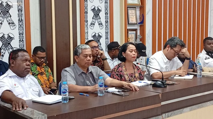 Mediasi antara masyarakat 25 marga Suku Moi dan Petrogas