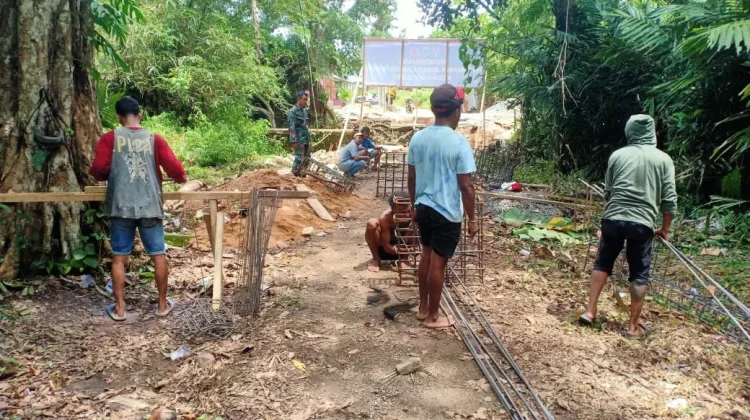 Antusias Warga Klatifi Sambut Pembangunan Jembatan Perintis Garuda Tahap IV